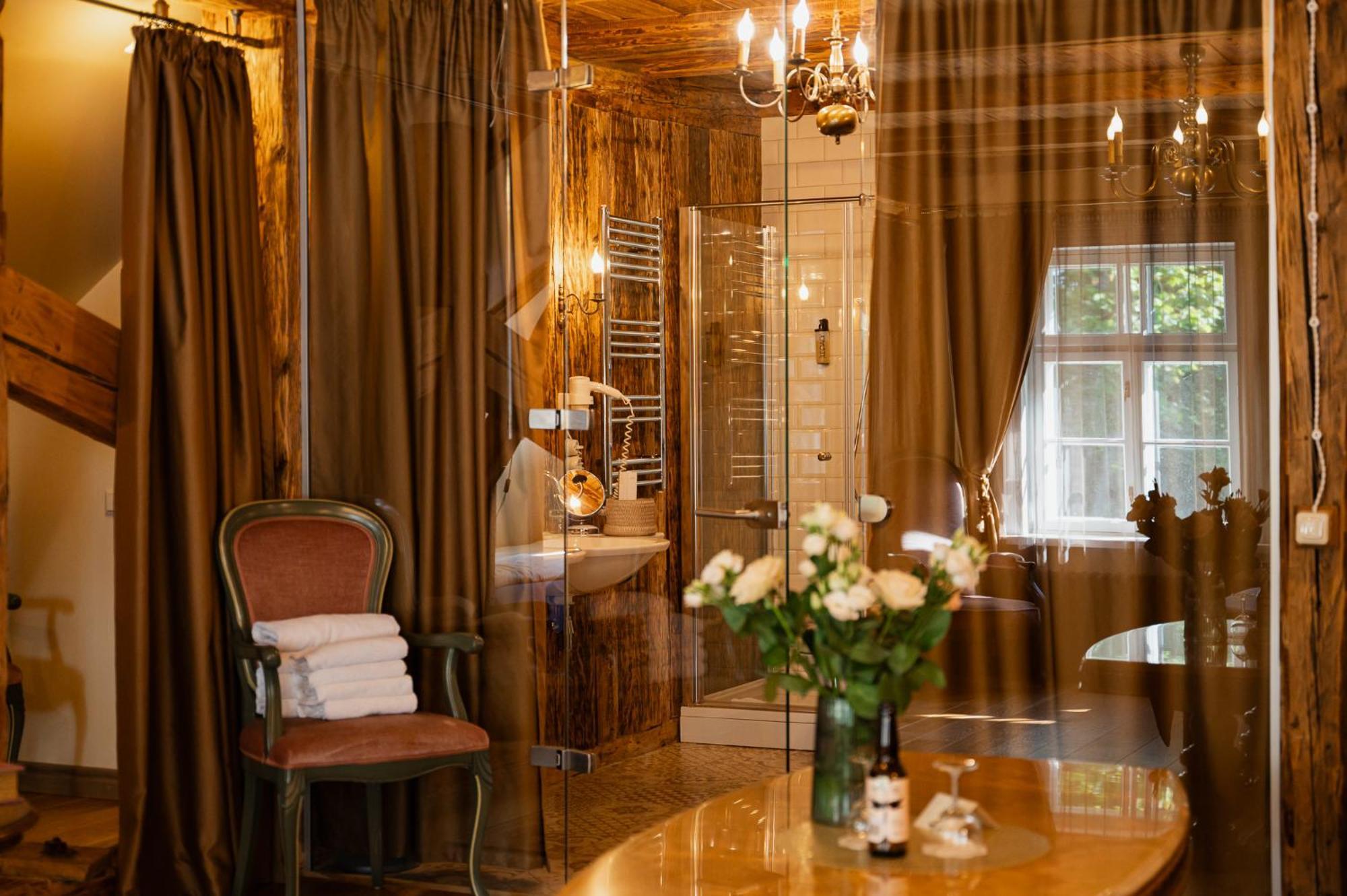 Boutique Hotel Virkas Muiza Kuldīga Eksteriør bilde